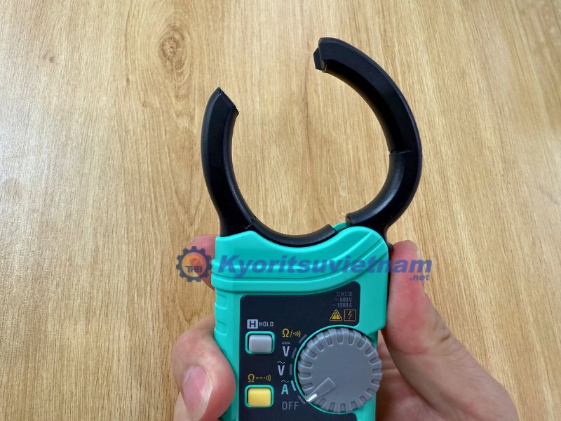 Kyoritsu 2200 có gọng kìm hình giọt lệ