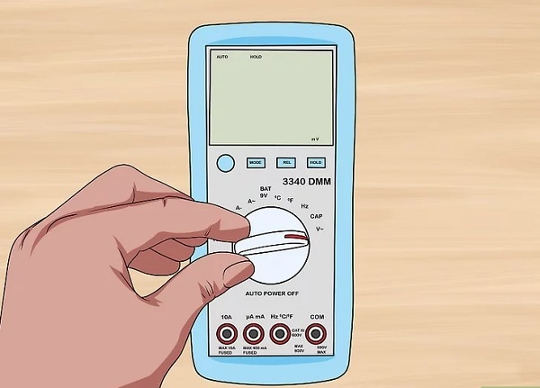 Cài đặt thang đo dòng điện một chiều cho đồng hồ đo điện