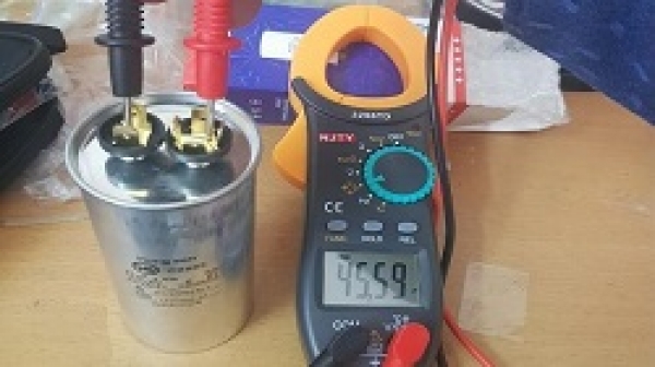 Cách dùng ampe kìm đo tụ điện nhanh chóng và dễ dàng